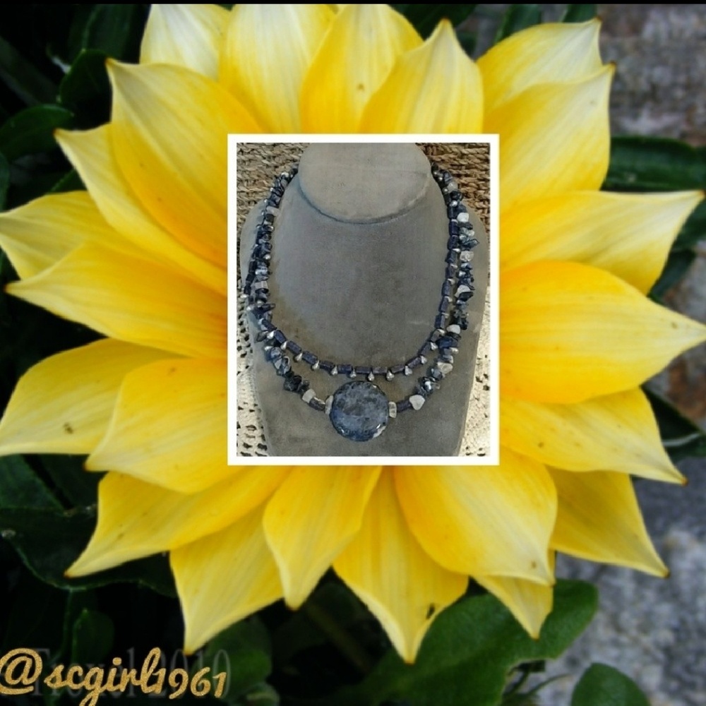 DOUBLE NECKLACE/EARRINGS
